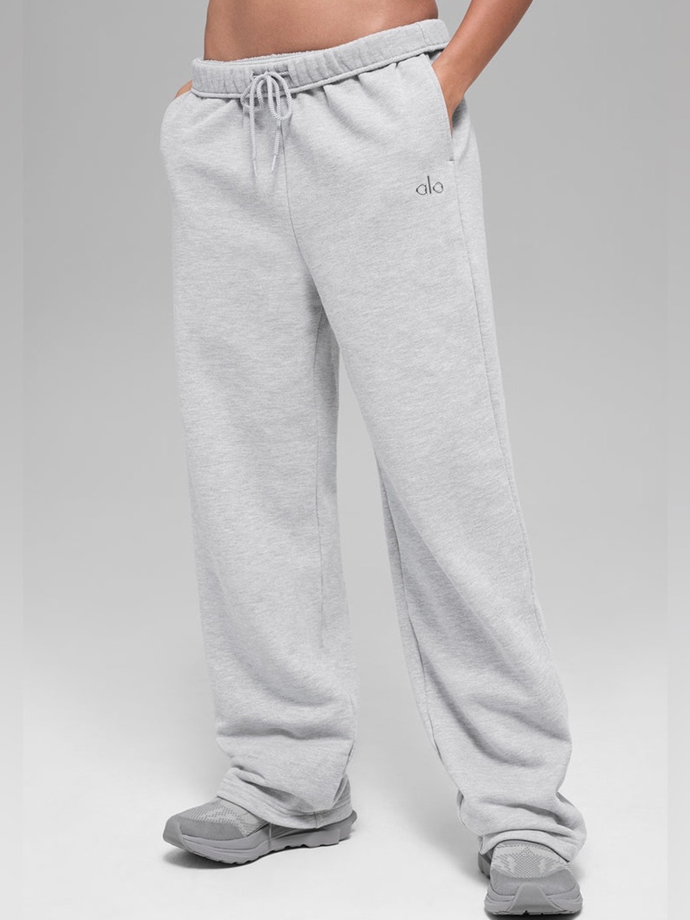 NWT Alo Accolade Straight Leg Pants